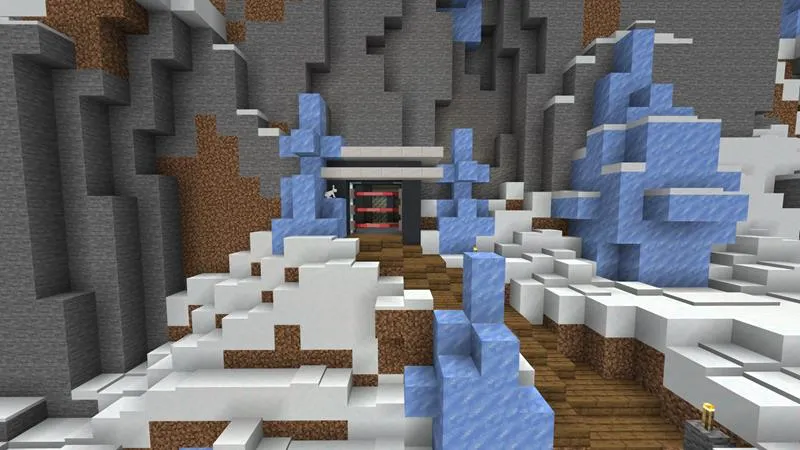 Noob vs Pro Arctic Base