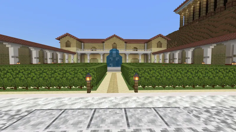 Noob VS Pro VS God Roman House